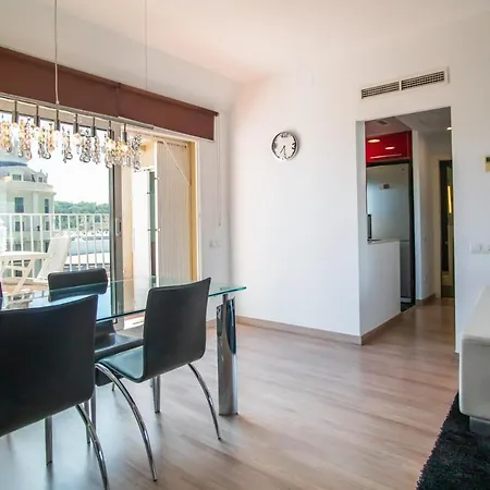 S2sep1099 - Great With Private Terrace